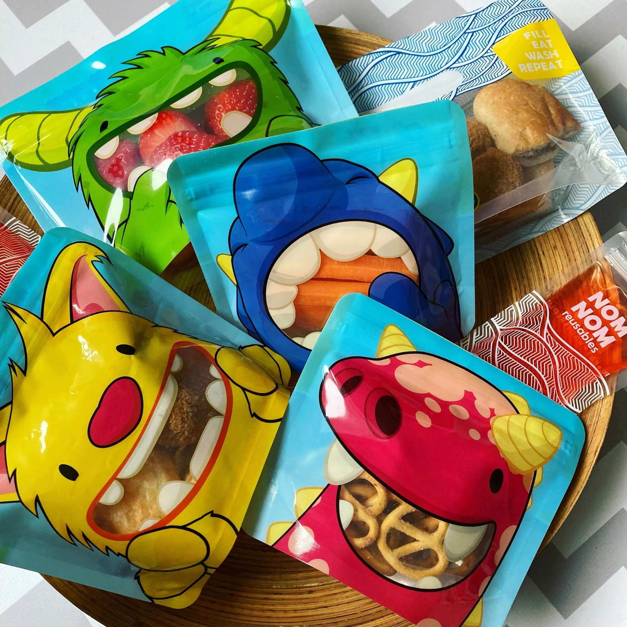 Nom Nom Kids Yellow Monster Reusable Snack Bags 4 Pack Stand Up Design - Image 5
