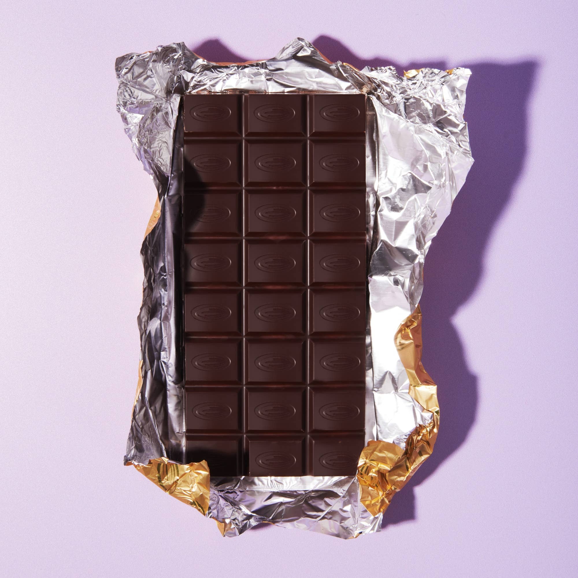 Organic Vegan Dark Chocolate with Salted Almond Truffle 90g - Image 4